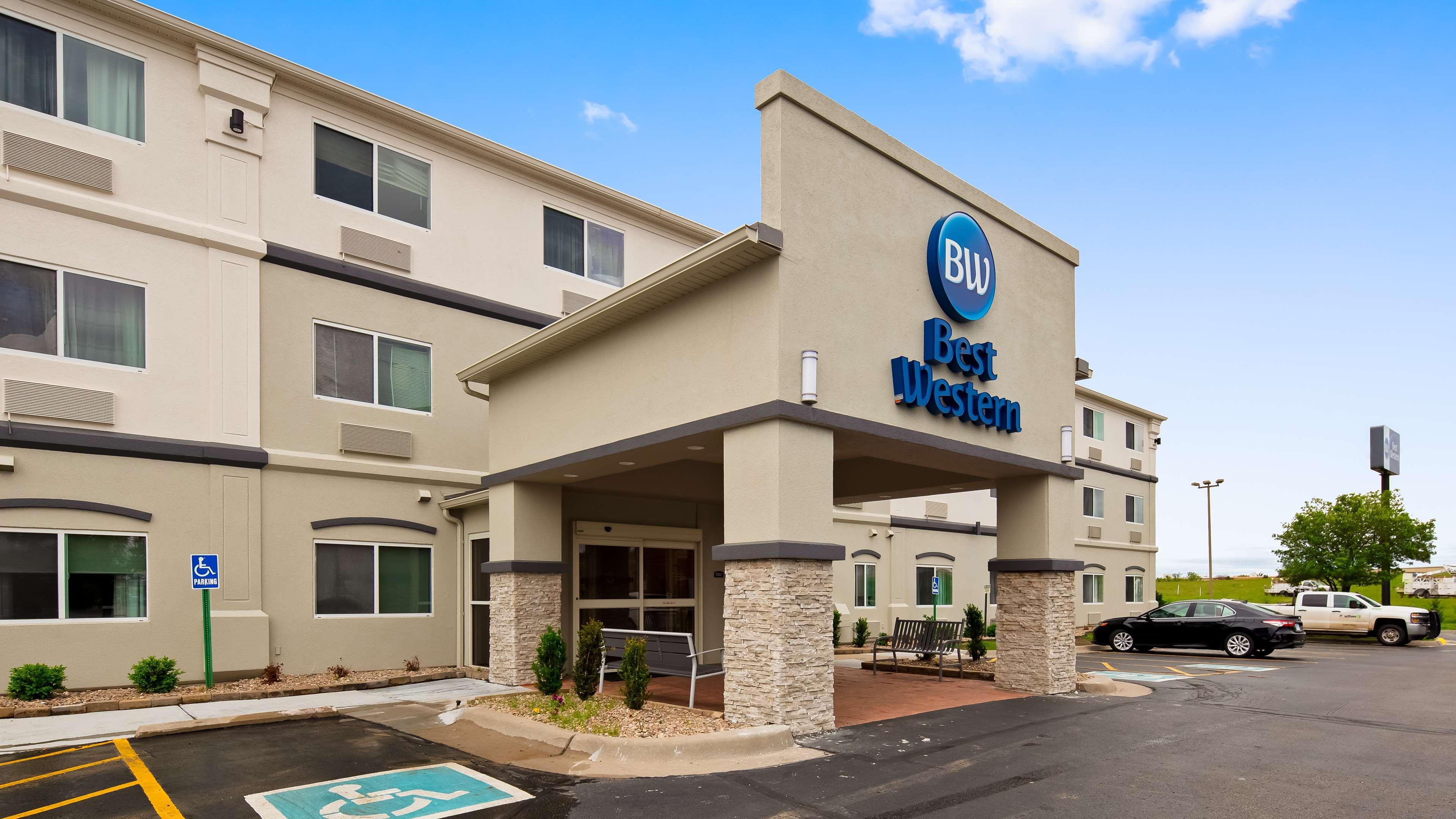 Best Western Plus Landmark Hotel Ballard Екстериор снимка