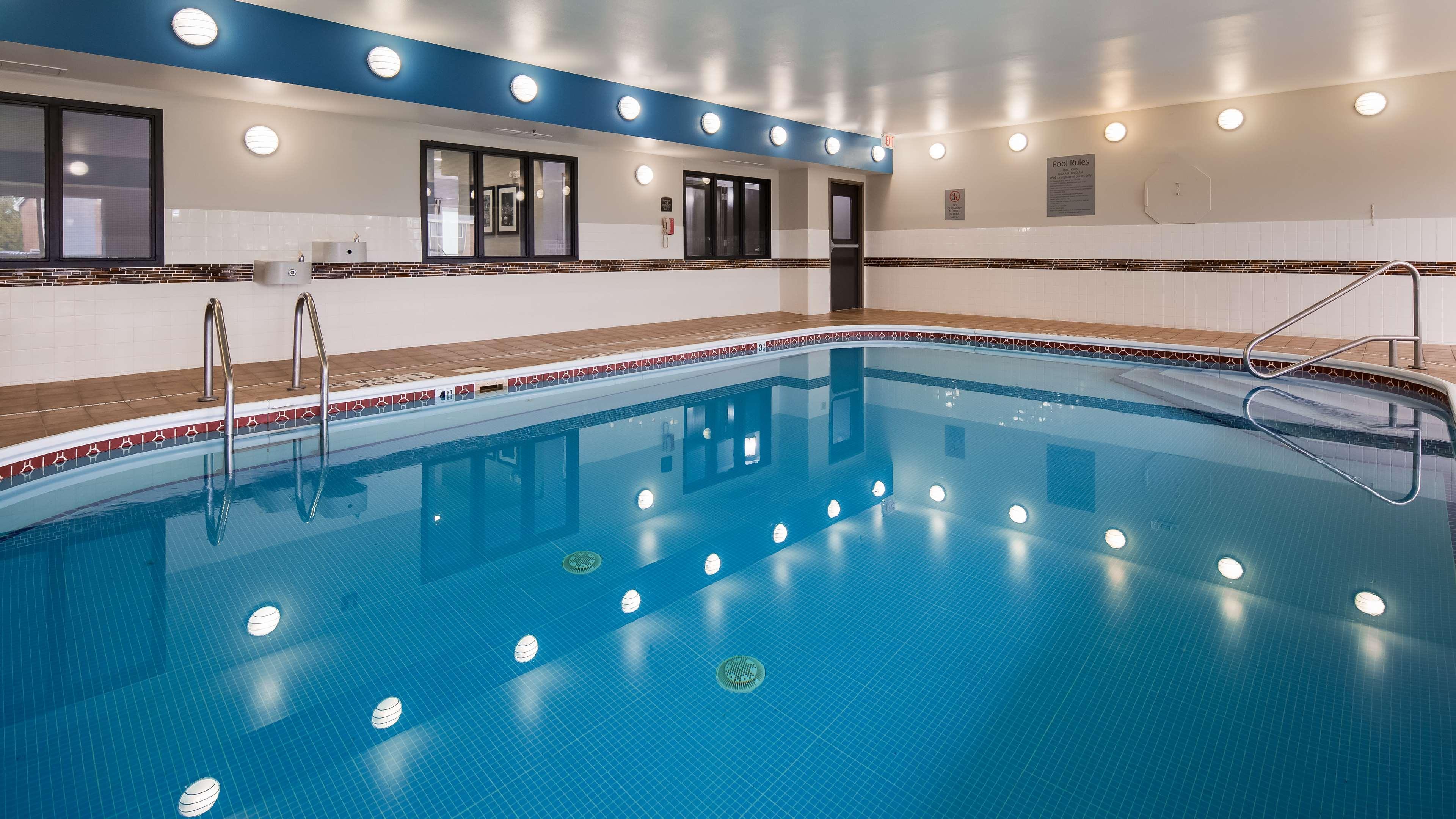 Best Western Plus Landmark Hotel Ballard Екстериор снимка