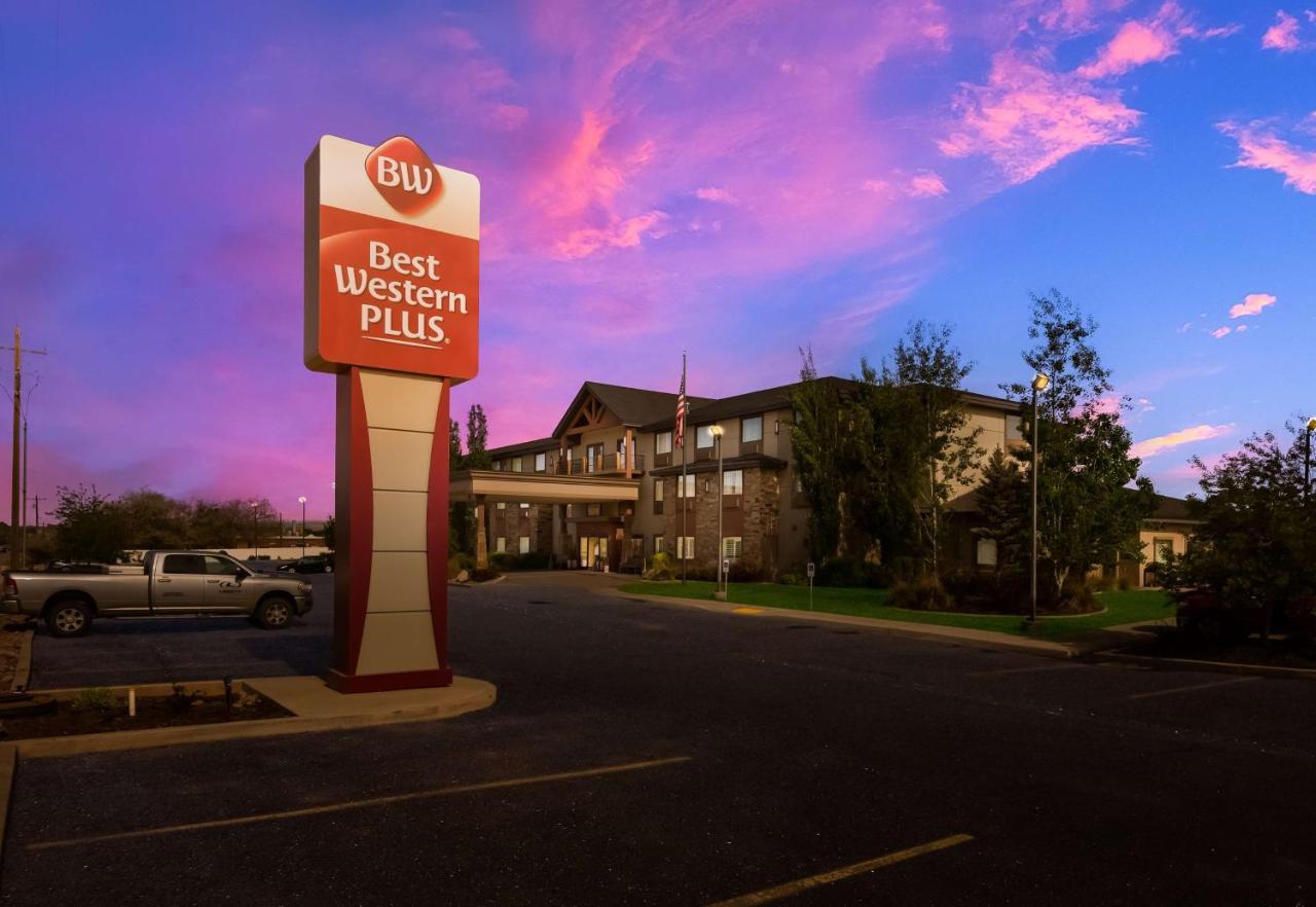 Best Western Plus Landmark Hotel Ballard Екстериор снимка
