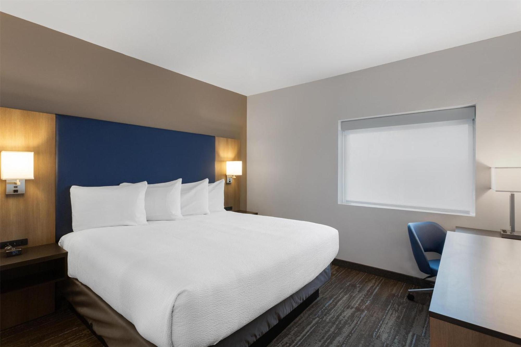 Best Western Plus Landmark Hotel Ballard Екстериор снимка